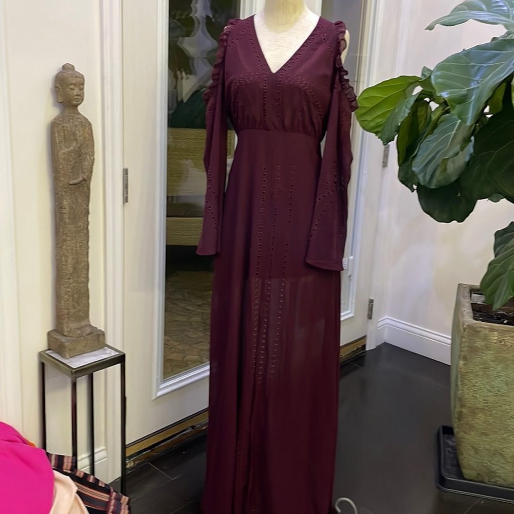 Nwt maxi dress size small